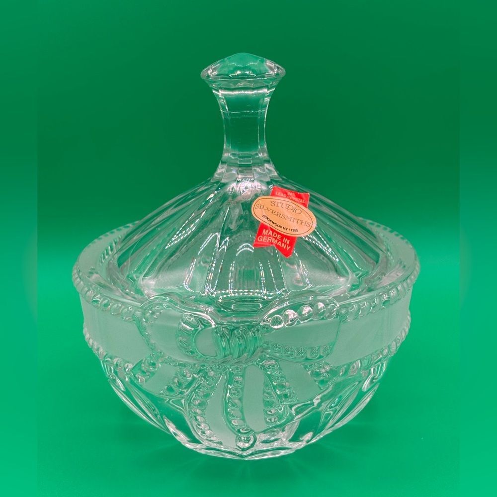 Crystal Glass Candy Dish Ribbon & Bow Made In Germany Studio Silversmiths 5.5”